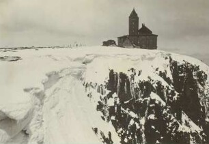 Riesengebirge. Schneegrubenbaude (1490 m) (1895/1896), über die Große Schneegrube gesehen