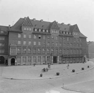 Haus der Sorben auf dem Postplatz in Bautzen : Serbski dom na Póštowyn naměsće w Budyšinje : Bautzen / Budyšin