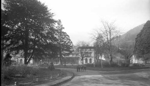 Wildbad Empfangsgebäude Bahnhofsvorplatz