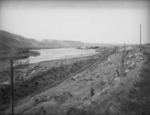 Columbia River : Gelände mit Blick auf den Columbia Fluss