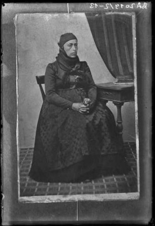 "Hippewiib" - Frau in Sankt Georgener Tracht