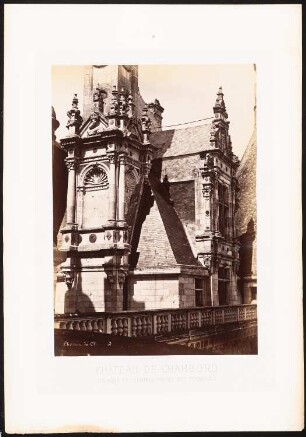 Chateau de Chambord: Ansicht des Daches mit Dachluke, Schornstein und Dachterrasse