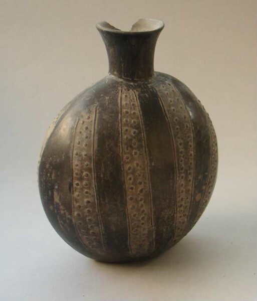 Clay vessel