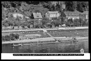 Bad Schandau-Schmilka, Elb-Bad und Uferstraße mit den Pensionen Elb-Blick und Hubertus. Ansicht über die Elbe