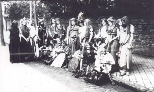 Hermannsschlachtfeier im August 1909 / Festzug. Detmold. Kernstadt. Papierabzug