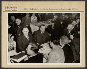 Auf dem III. Bundeskongress der Domowina in Bautzen. : Na III. Zwjazkowym kongresu Domowiny w Budyšinje.