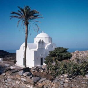 Sifnos. Agios Chrysostomos. Klosterkirche Agios Chrysostomos von 1653. K2