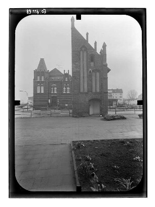 Malchin, Karl-Dressel-Straße. Stadtbefestigung. Kalensches Tor (2. V. 15. Jh.). Seitenfront von Nordost