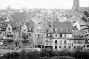 Freiburg: Neubau im Sanierungsgebiet, Schloßbergring 8, Architekt Lange