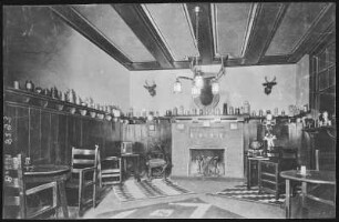 Portland, Oregon. Smooking Room, Elks Club