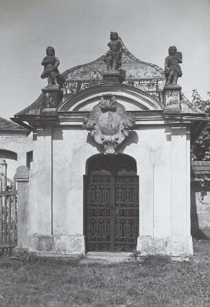 Löbau, Fraunkirchhof, Rudolphsche Gruft