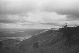 Bruchstufe bei Mufindi : Blick gen Süden auf die Bergkette bei Mufindi
