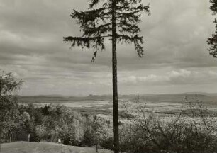 Blick vom Borsberg bei Pillnitz über das Elbtal : Blick vom Borsberg bei Pillnitz nach Südosten über das Elbtal zum Elbsandsteingebirge