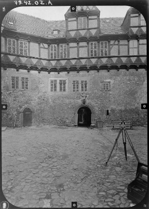 Pansfelde (Falkenstein/Harz-Pansfelde). Burg Falkenstein (Burgmuseum, Baubeginn 1115). Wohngebäude. Hofansicht