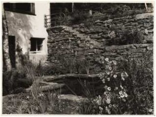 Garten Stuiber Böhmerwald: Teich und Treppe