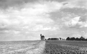 Hochkirch-Rodewitz. Erdholländer, Blick zur Mühle