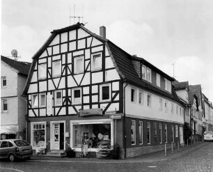 Lauterbach, Bahnhofstraße 8