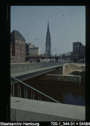 Ost-West-Straße