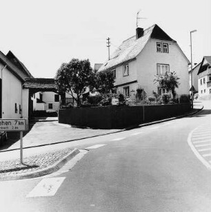 Taunusstein, Hauptstraße 16, Hauptstraße 16a
