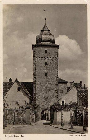Postkartenalbum mit Motiven von Durlach. "Durlach. Basler Tor"