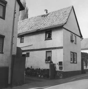 Liederbach, Alt Niederhofheim 32