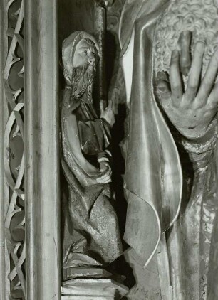 Marienaltar: Verkündigung, Geburt Christi, Anbetung, heilige Sippe (1. Wandlung des Marienaltars); Christus am Ölberg, Dornenkrönung, Kreuzigung, Kreuztragung (2. Wandlung des Altars)