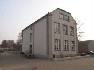 Schönow, Bernau bei Berlin, Schulstraße 37 b