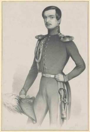 Kronprinz Karl von Württemberg in Uniform mit Mütze in Hand, stehend, Brustbild in Halbprofil