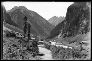 Österreich, Zillertaler Alpen. Zemmtal vor Ginzling