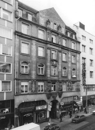 Haus Stadt Cassel (Wohn- u. Geschäftshaus); Frankfurt, Große Friedberger Straße 29, Große Friedberger Straße 31
