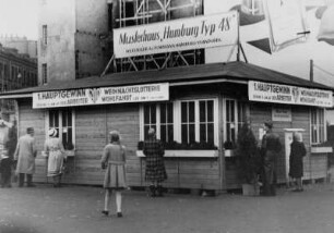 Hamburg. Für den privaten Wiederaufbau wurden bereits 1948 erste Hausmodelle gezeigt. Die Interessenten halten sich aber in Grenzen.