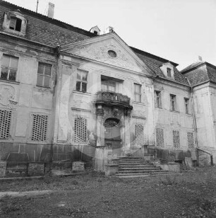 Hauptfassade Schloss Herrndorf