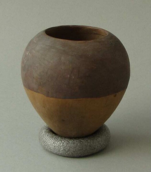 Clay vessel