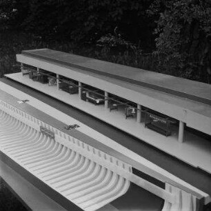 Wettbewerb U-Bahnhof Blissestraße (nicht realisiert), 1. Preis – Gesamtmodell, Schrägansicht (Modell geöffnet). Berlin-Wilmersdorf
