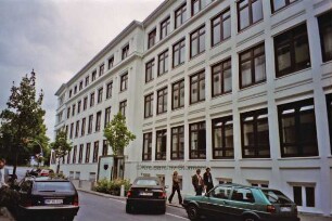 Bezirksamt: Seitenflügel