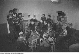 Kindergärten. Reportage, Dezember 1950