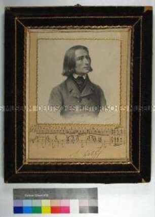 Porträt des österreichisch ungarischen Komponisten und Pianisten Franz Liszt mit Notenauszug und Zierrahmen