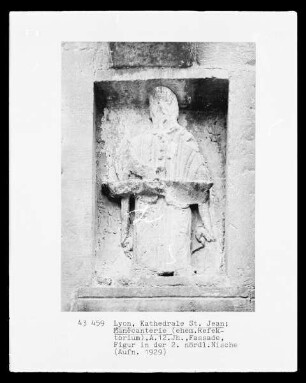 Figur eines Bischofs oder Heiligen