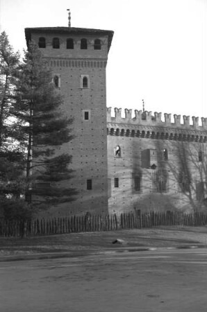 Borgo e Castello Medioevale — Castello