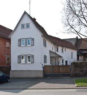 Fernwald, Hauptstraße 7