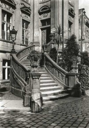 Liegnitz, Altes Rathaus : Liegnitz (Legnica/Polen). Altes Rathaus. Freitreppe