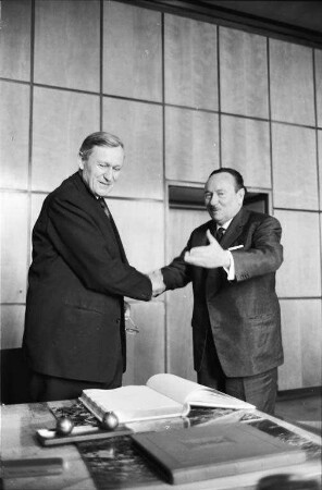 Besuch des sowjetischen Botschafters in der Bundesrepublik, Andrej Smirnow, in Karlsruhe.