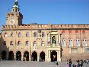 Bologna: Palazzo Comunale