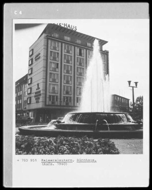 Bürogebäude