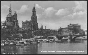 Dresden. Brühlsche Terrasse und Dampferanlegestelle