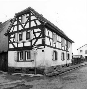 Fachwerkwohnhaus; Babenhausen, Am Hexenturm 30