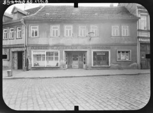 Nordhausen, Am Alten Tor 15. Wohnhaus mit Laden. Straßenfront
