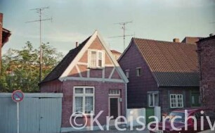 Heiligengeiststraße 4: Haus links: Straßenfront: Hofdurchgänge