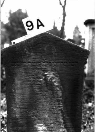 Grabstein A I/9/9A