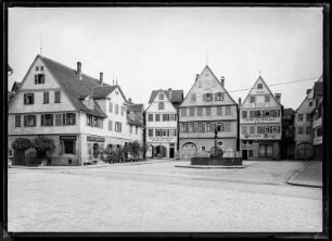 Schorndorf. Marktplatz mit Marktbrunnen